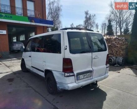 Белый Мерседес Вито, объемом двигателя 2.15 л и пробегом 520 тыс. км за 2999 $, фото 4 на Automoto.ua