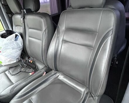 Белый Мерседес Вито, объемом двигателя 2.1 л и пробегом 402 тыс. км за 6500 $, фото 6 на Automoto.ua