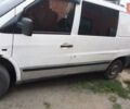 Белый Мерседес Вито, объемом двигателя 2.15 л и пробегом 300 тыс. км за 2100 $, фото 1 на Automoto.ua