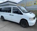 Белый Мерседес Вито, объемом двигателя 2.2 л и пробегом 500 тыс. км за 4659 $, фото 1 на Automoto.ua