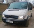 Белый Мерседес Вито, объемом двигателя 2.2 л и пробегом 350 тыс. км за 3550 $, фото 1 на Automoto.ua