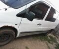 Белый Мерседес Вито, объемом двигателя 2.1 л и пробегом 300 тыс. км за 2300 $, фото 1 на Automoto.ua