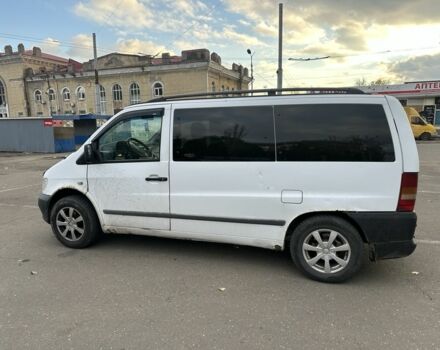 Мерседес Вито 2001 в Николаеве на Automoto.ua Белый Мерседес Вито, объемом двигателя 2.2 л и пробегом 300 тыс. км за 3600 $, фото 5 на Automoto.ua