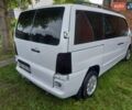 Белый Мерседес Вито, объемом двигателя 2.15 л и пробегом 320 тыс. км за 4700 $, фото 2 на Automoto.ua