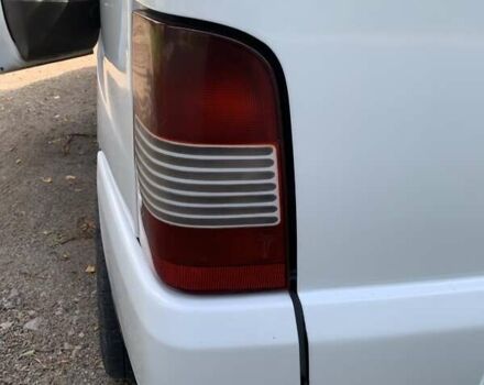 Белый Мерседес Вито, объемом двигателя 2.15 л и пробегом 502 тыс. км за 7000 $, фото 1 на Automoto.ua