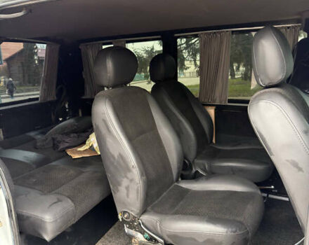 Белый Мерседес Вито, объемом двигателя 2.15 л и пробегом 300 тыс. км за 5500 $, фото 11 на Automoto.ua