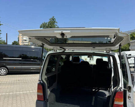 Белый Мерседес Вито, объемом двигателя 2.15 л и пробегом 301 тыс. км за 7300 $, фото 37 на Automoto.ua