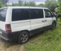 Белый Мерседес Вито, объемом двигателя 2.2 л и пробегом 293 тыс. км за 3500 $, фото 1 на Automoto.ua