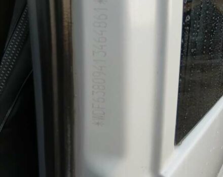 Белый Мерседес Вито, объемом двигателя 2.15 л и пробегом 400 тыс. км за 5500 $, фото 1 на Automoto.ua