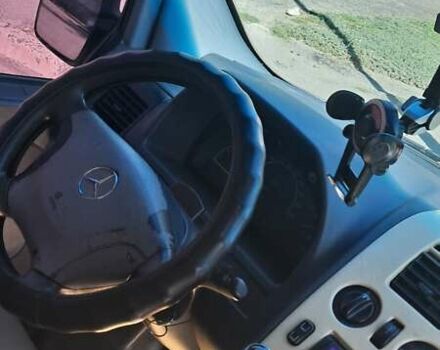 Белый Мерседес Вито, объемом двигателя 2.15 л и пробегом 350 тыс. км за 4300 $, фото 13 на Automoto.ua