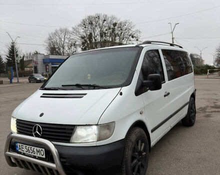 Белый Мерседес Вито, объемом двигателя 2.15 л и пробегом 300 тыс. км за 5500 $, фото 6 на Automoto.ua