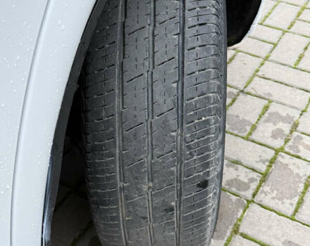 Білий Мерседес Віто, об'ємом двигуна 2.15 л та пробігом 330 тис. км за 3999 $, фото 12 на Automoto.ua