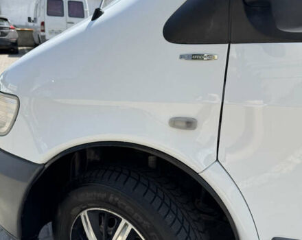 Белый Мерседес Вито, объемом двигателя 2.15 л и пробегом 302 тыс. км за 7400 $, фото 53 на Automoto.ua