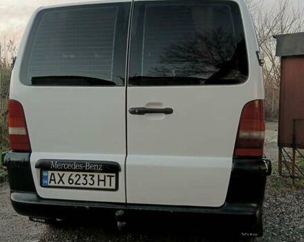 Белый Мерседес Вито, объемом двигателя 2.15 л и пробегом 400 тыс. км за 5500 $, фото 7 на Automoto.ua
