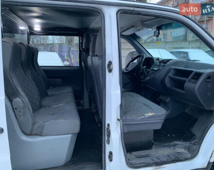 Білий Мерседес Віто, об'ємом двигуна 2.15 л та пробігом 389 тис. км за 2750 $, фото 7 на Automoto.ua