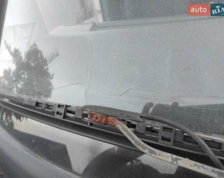 Белый Мерседес Вито, объемом двигателя 2.15 л и пробегом 315 тыс. км за 3800 $, фото 5 на Automoto.ua