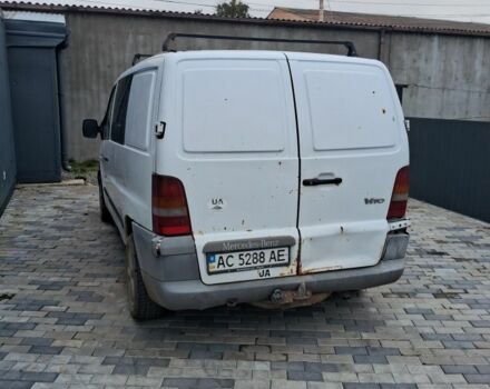Білий Мерседес Віто, об'ємом двигуна 2.1 л та пробігом 327 тис. км за 2500 $, фото 4 на Automoto.ua