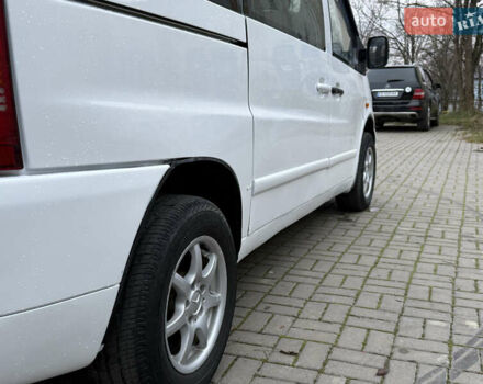 Білий Мерседес Віто, об'ємом двигуна 2.15 л та пробігом 330 тис. км за 3999 $, фото 9 на Automoto.ua