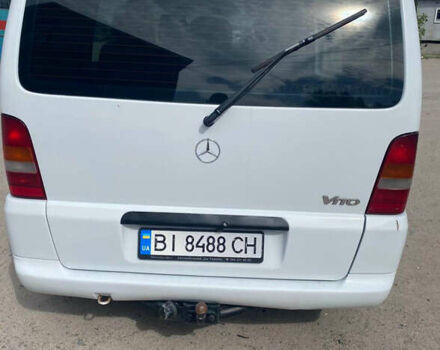 Белый Мерседес Вито, объемом двигателя 2.15 л и пробегом 329 тыс. км за 4300 $, фото 1 на Automoto.ua