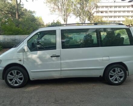 Білий Мерседес Віто, об'ємом двигуна 2.1 л та пробігом 320 тис. км за 6500 $, фото 1 на Automoto.ua