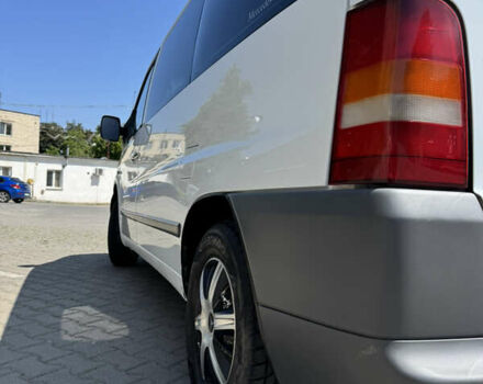 Белый Мерседес Вито, объемом двигателя 2.15 л и пробегом 301 тыс. км за 7300 $, фото 13 на Automoto.ua