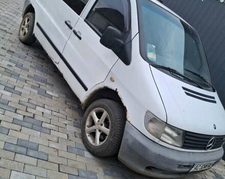 Белый Мерседес Вито, объемом двигателя 2.15 л и пробегом 327 тыс. км за 2500 $, фото 1 на Automoto.ua