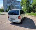 Белый Мерседес Вито, объемом двигателя 2.2 л и пробегом 373 тыс. км за 5000 $, фото 3 на Automoto.ua