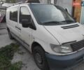 Белый Мерседес Вито, объемом двигателя 2.15 л и пробегом 315 тыс. км за 3800 $, фото 1 на Automoto.ua
