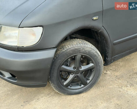 Белый Мерседес Вито, объемом двигателя 2.15 л и пробегом 350 тыс. км за 1999 $, фото 2 на Automoto.ua