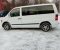 Белый Мерседес Вито, объемом двигателя 2.15 л и пробегом 320 тыс. км за 3999 $, фото 2 на Automoto.ua