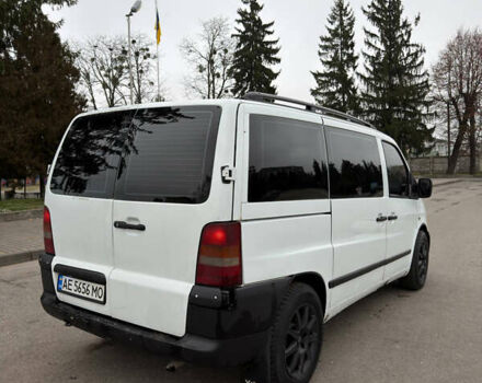 Белый Мерседес Вито, объемом двигателя 2.15 л и пробегом 300 тыс. км за 5500 $, фото 9 на Automoto.ua