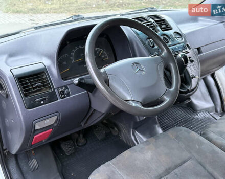 Білий Мерседес Віто, об'ємом двигуна 2.15 л та пробігом 330 тис. км за 3999 $, фото 13 на Automoto.ua