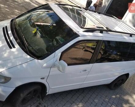 Белый Мерседес Вито, объемом двигателя 2.2 л и пробегом 360 тыс. км за 5800 $, фото 5 на Automoto.ua