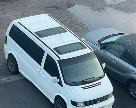 Белый Мерседес Вито, объемом двигателя 2.1 л и пробегом 265 тыс. км за 6400 $, фото 6 на Automoto.ua