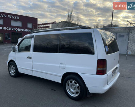 Білий Мерседес Віто, об'ємом двигуна 2.2 л та пробігом 357 тис. км за 5500 $, фото 6 на Automoto.ua