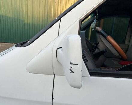 Белый Мерседес Вито, объемом двигателя 2.2 л и пробегом 387 тыс. км за 5500 $, фото 9 на Automoto.ua