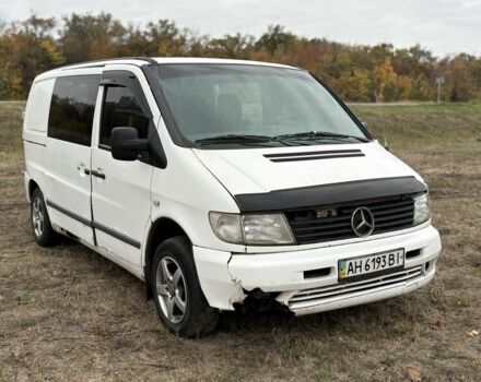 Белый Мерседес Вито, объемом двигателя 2.2 л и пробегом 450 тыс. км за 2200 $, фото 1 на Automoto.ua