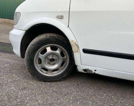 Белый Мерседес Вито, объемом двигателя 2.2 л и пробегом 387 тыс. км за 5500 $, фото 8 на Automoto.ua