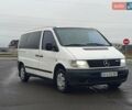 Белый Мерседес Вито, объемом двигателя 2.2 л и пробегом 380 тыс. км за 4200 $, фото 1 на Automoto.ua
