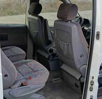 Білий Мерседес Віто, об'ємом двигуна 2.15 л та пробігом 280 тис. км за 5750 $, фото 22 на Automoto.ua
