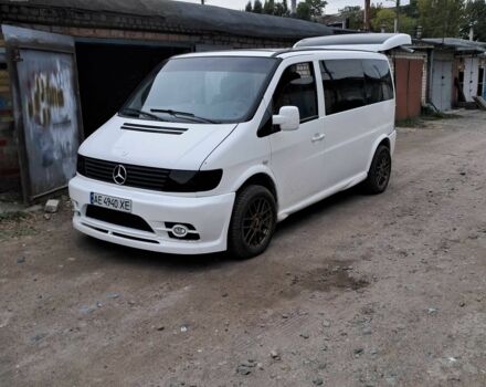 Белый Мерседес Вито, объемом двигателя 2.1 л и пробегом 265 тыс. км за 6400 $, фото 3 на Automoto.ua