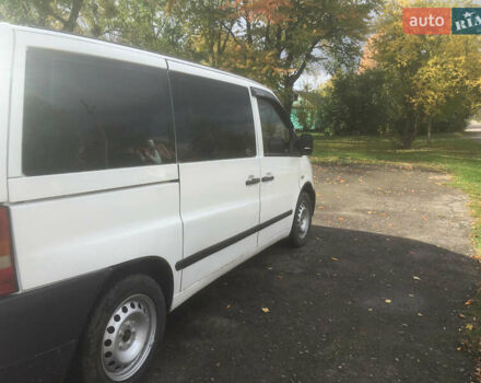 Білий Мерседес Віто, об'ємом двигуна 2.2 л та пробігом 378 тис. км за 4400 $, фото 7 на Automoto.ua