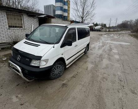 Белый Мерседес Вито, объемом двигателя 2.15 л и пробегом 270 тыс. км за 5000 $, фото 5 на Automoto.ua