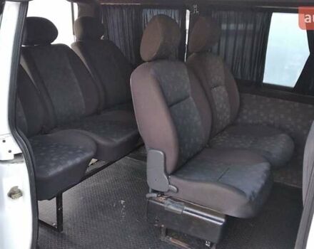 Белый Мерседес Вито, объемом двигателя 2.2 л и пробегом 360 тыс. км за 5800 $, фото 4 на Automoto.ua