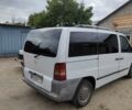 Белый Мерседес Вито, объемом двигателя 2.15 л и пробегом 410 тыс. км за 6000 $, фото 1 на Automoto.ua