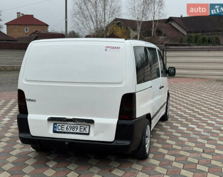 Белый Мерседес Вито, объемом двигателя 2.2 л и пробегом 401 тыс. км за 3300 $, фото 3 на Automoto.ua