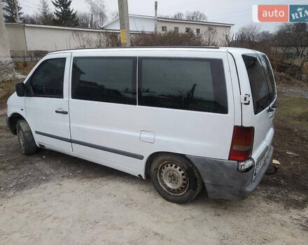 Белый Мерседес Вито, объемом двигателя 2.15 л и пробегом 345 тыс. км за 3900 $, фото 7 на Automoto.ua