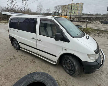 Белый Мерседес Вито, объемом двигателя 2.15 л и пробегом 270 тыс. км за 5000 $, фото 4 на Automoto.ua