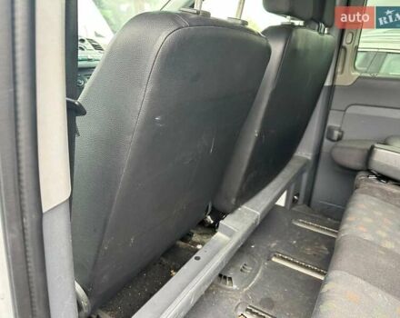 Белый Мерседес Вито, объемом двигателя 2.1 л и пробегом 390 тыс. км за 6500 $, фото 4 на Automoto.ua