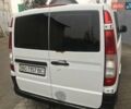 Белый Мерседес Вито, объемом двигателя 2.2 л и пробегом 340 тыс. км за 7500 $, фото 3 на Automoto.ua